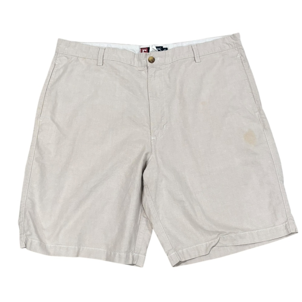 Chaps Men's Tan Flat Front Shorts-size 40